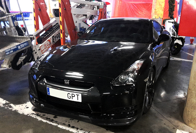 Nissan GT-R