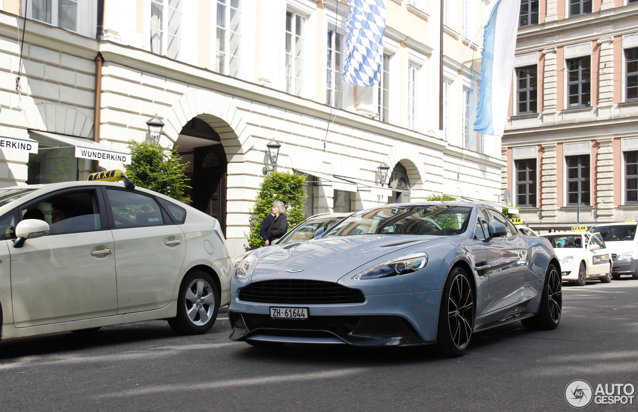 Aston Martin Vanquish 2013