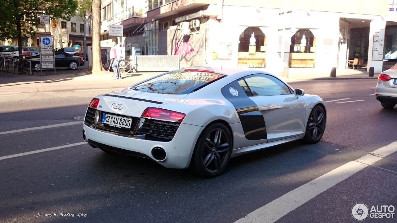 Audi R8 V10 2013