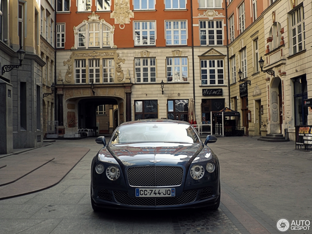 Bentley Continental GT 2012