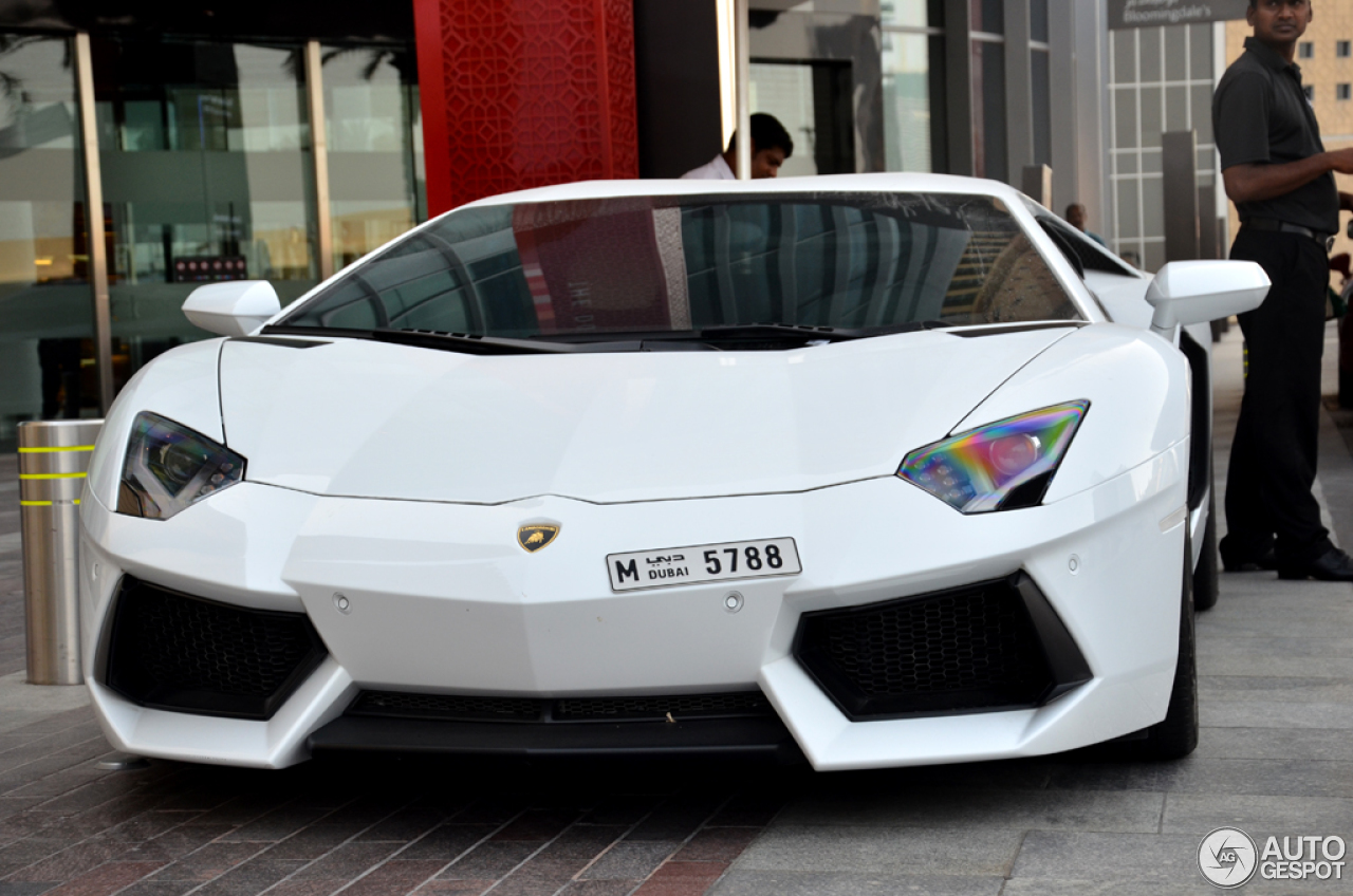 Lamborghini Aventador LP700-4