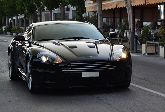 Aston Martin DBS