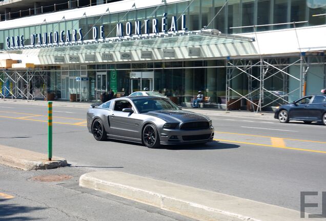 Ford Mustang GT 2013