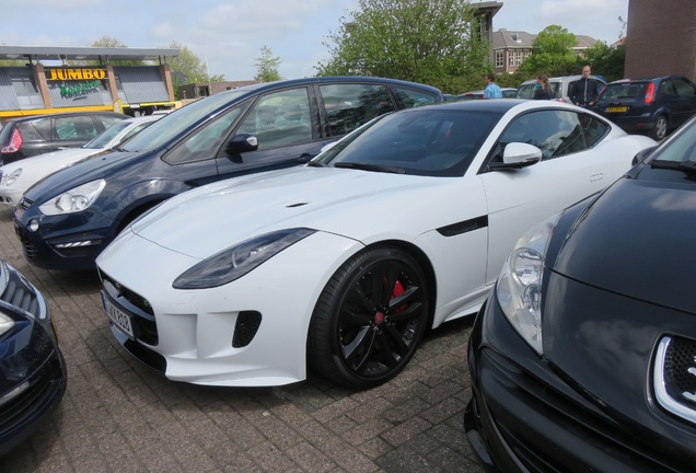 Jaguar F-TYPE R AWD Coupé