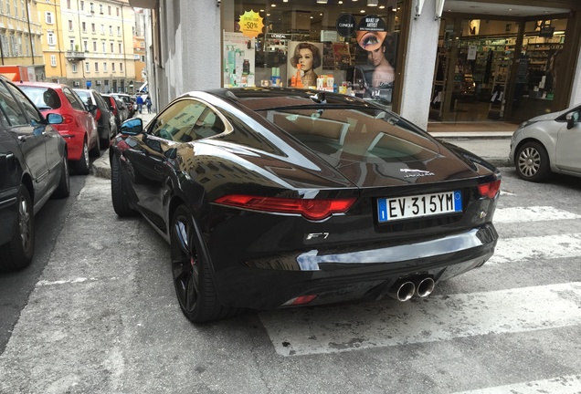 Jaguar F-TYPE S Coupé