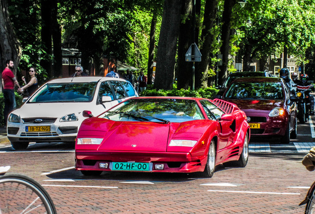 Lamborghini Countach 25th Anniversary