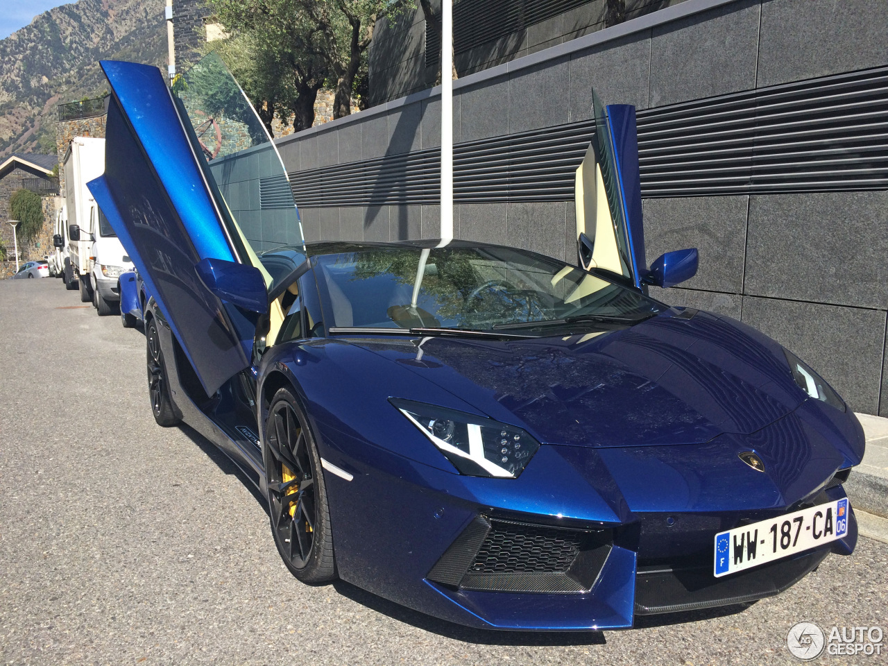 Lamborghini Aventador LP700-4 Roadster