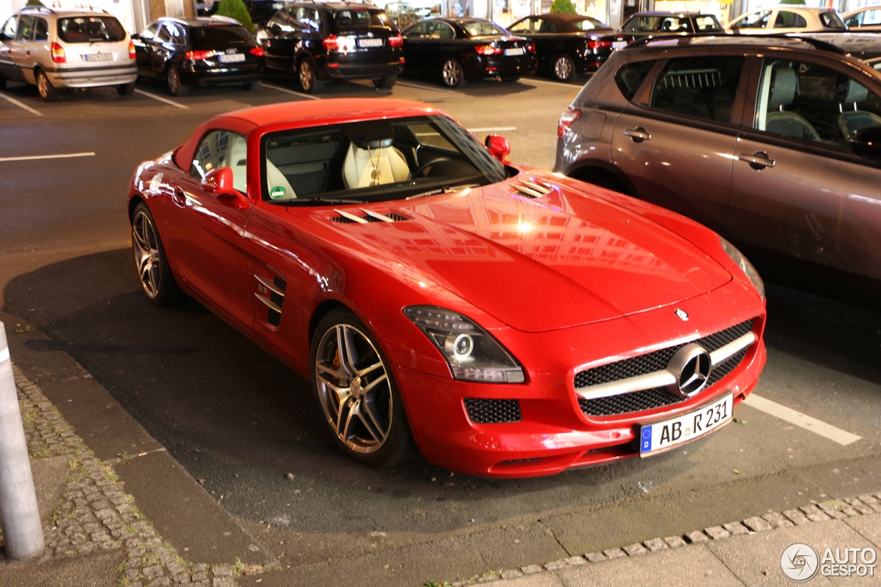 Mercedes-Benz SLS AMG Roadster