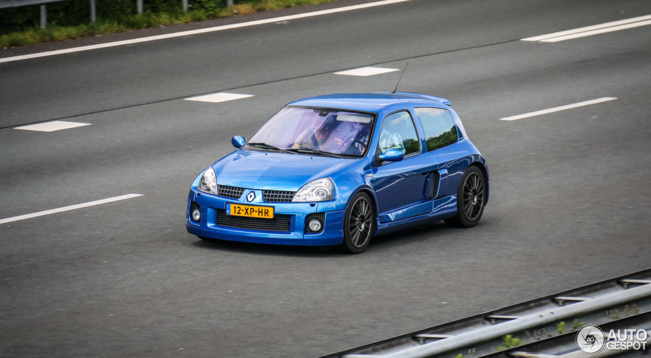 Renault Clio V6 Phase II