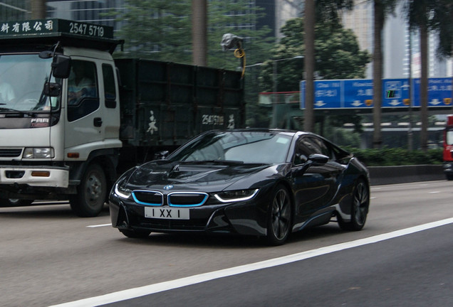 BMW i8