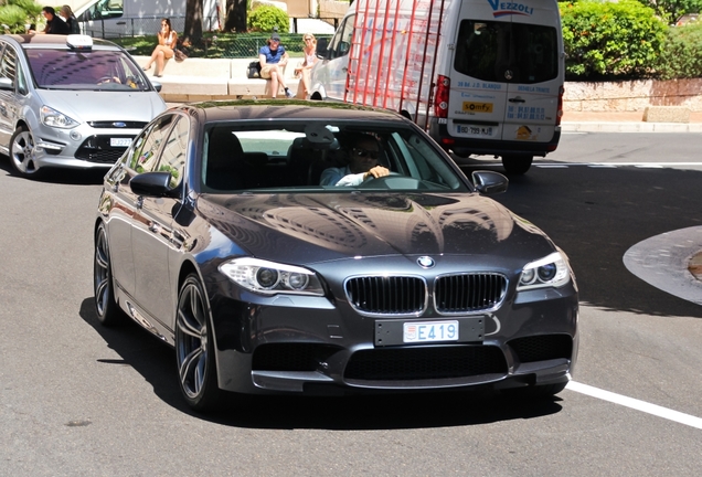 BMW M5 F10 2011