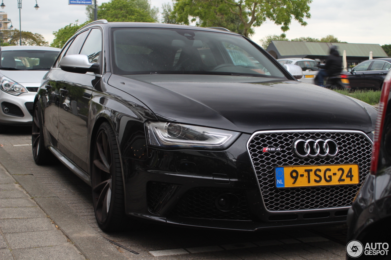 Audi RS4 Avant B8