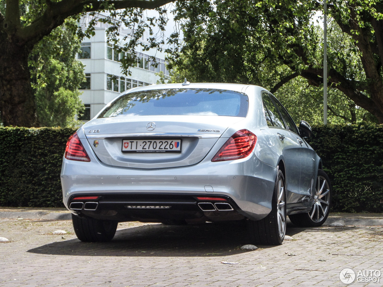 Mercedes-Benz S 63 AMG V222