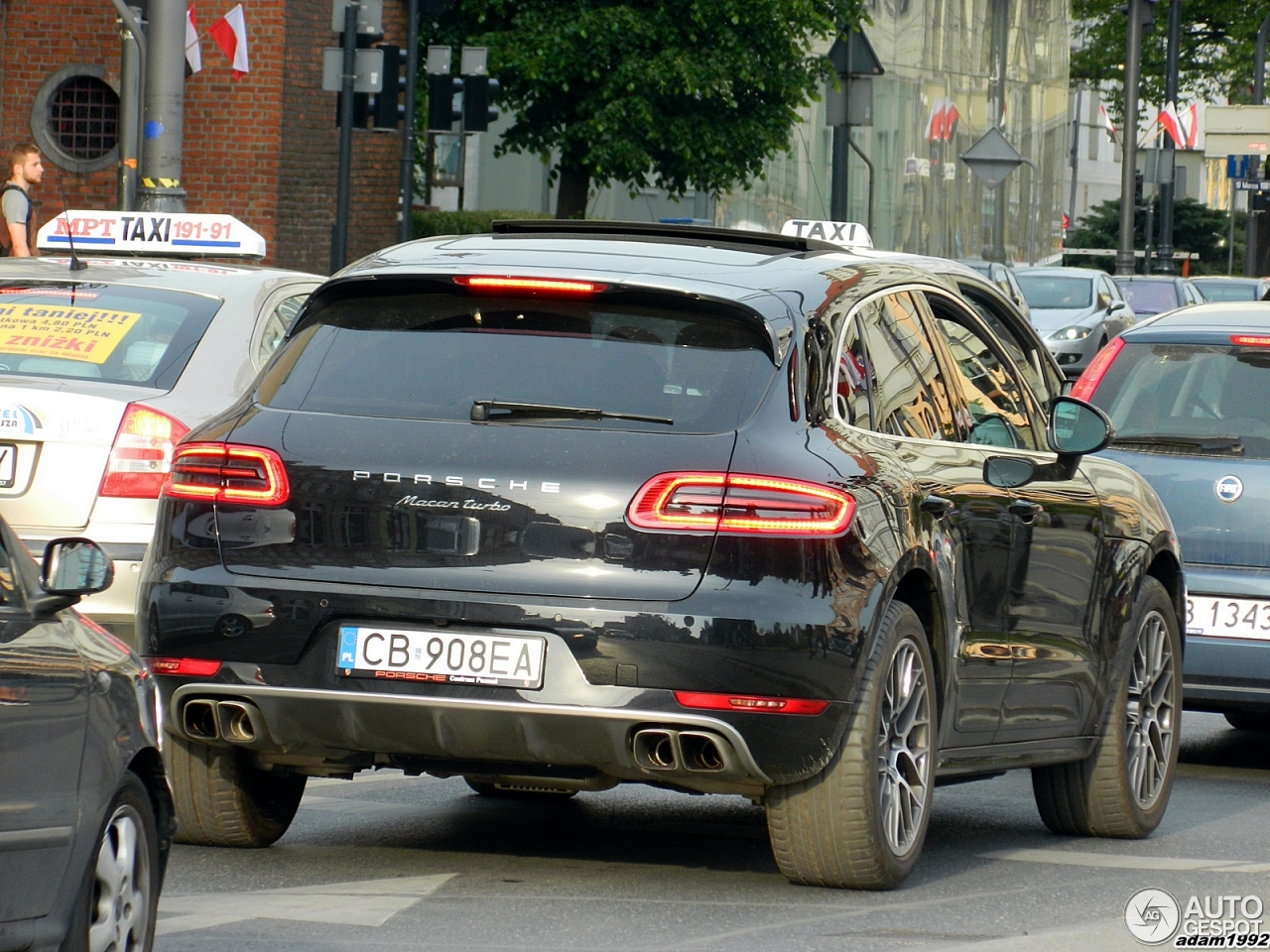 Porsche 95B Macan Turbo