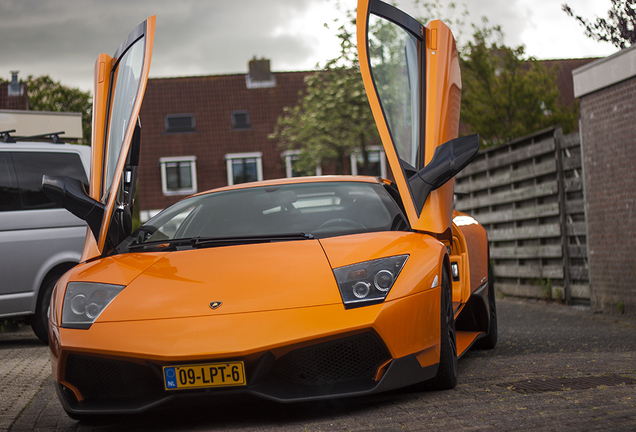 Lamborghini Murciélago LP670-4 SuperVeloce