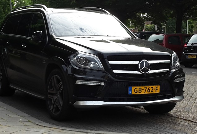 Mercedes-Benz GL 63 AMG X166