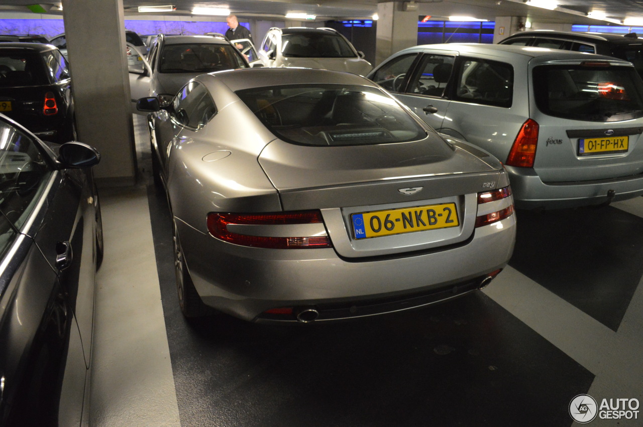 Aston Martin DB9