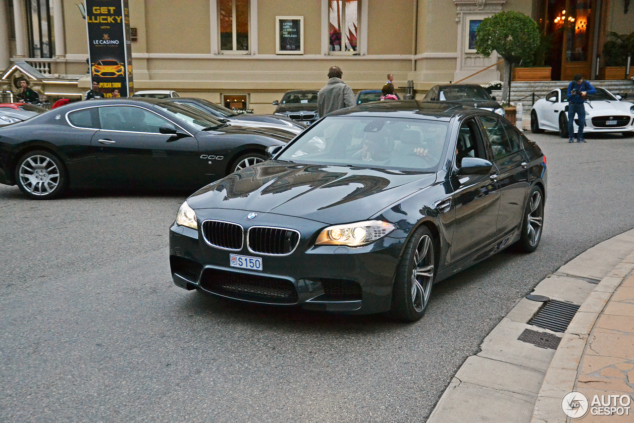 BMW M5 F10 2011