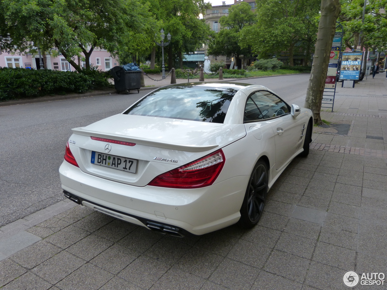 Mercedes-Benz SL 63 AMG R231