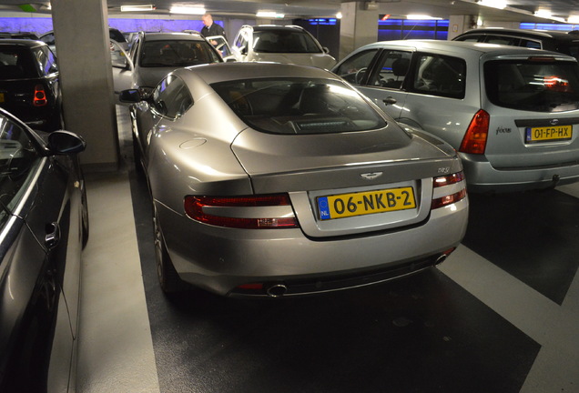 Aston Martin DB9