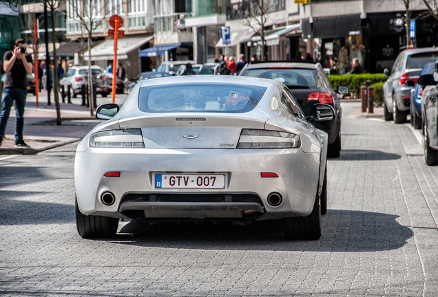 Aston Martin V8 Vantage