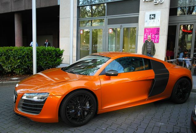 Audi R8 V10 Plus 2013