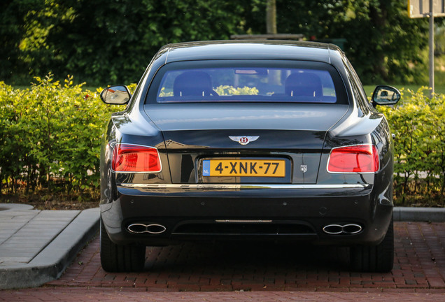 Bentley Flying Spur V8