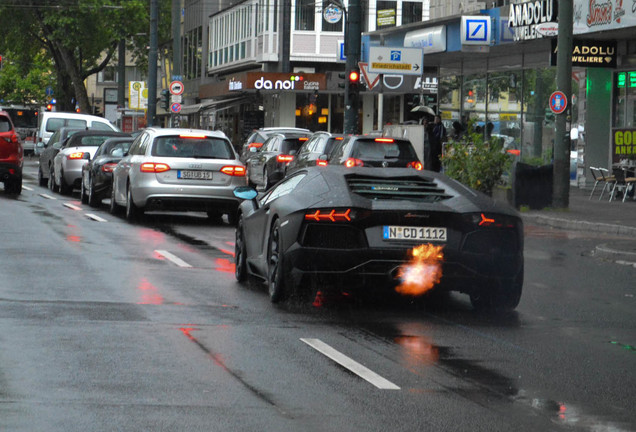 Lamborghini Aventador LP700-4