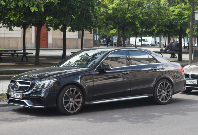 Mercedes-Benz E 63 AMG S W212