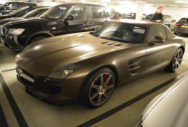 Mercedes-Benz SLS AMG