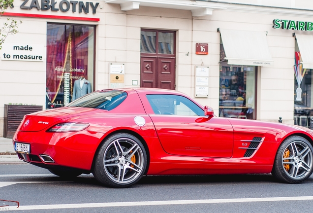 Mercedes-Benz SLS AMG