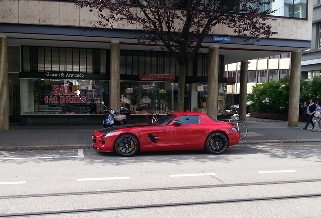 Mercedes-Benz SLS AMG GT Final Edition