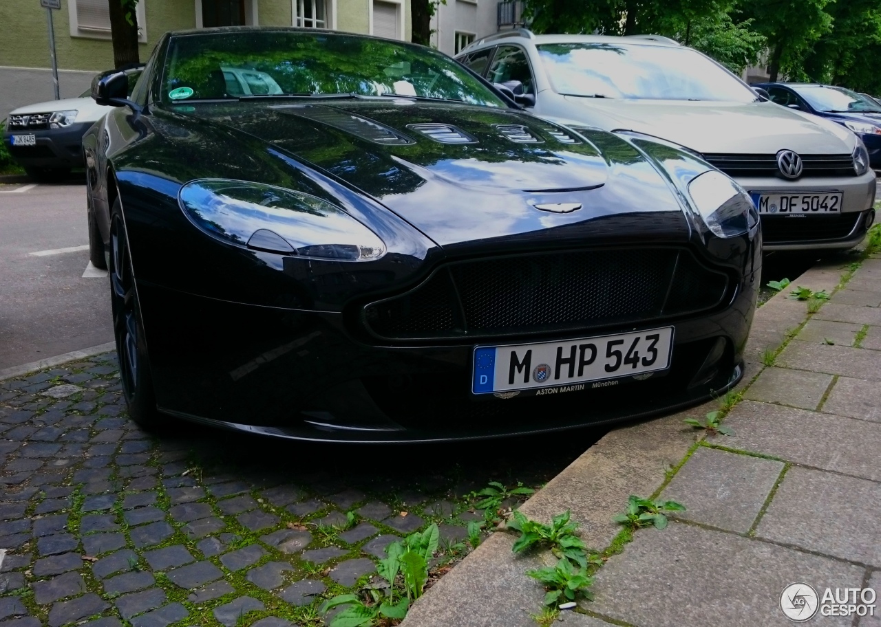 Aston Martin V12 Vantage S