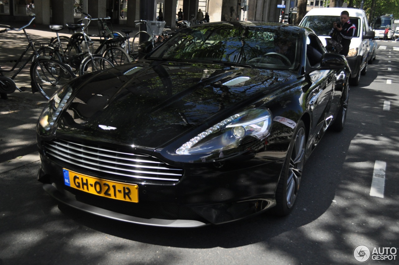 Aston Martin Virage 2011