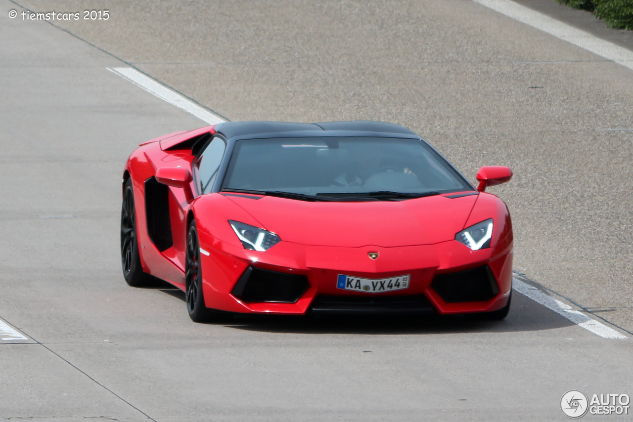 Lamborghini Aventador LP700-4 Roadster