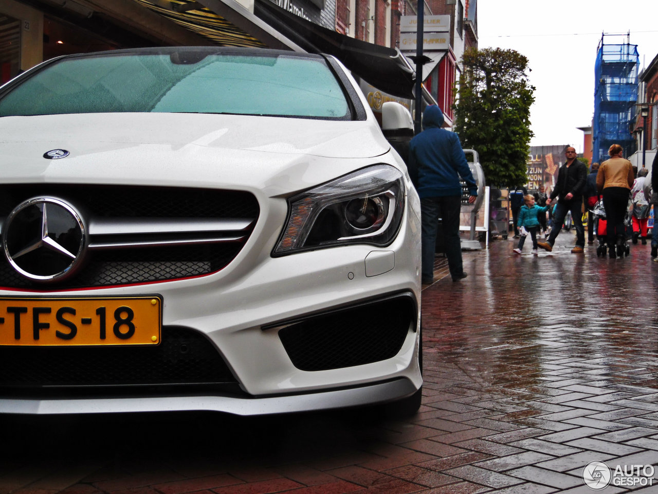 Mercedes-Benz CLA 45 AMG C117