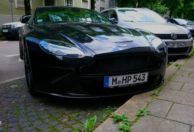 Aston Martin V12 Vantage S