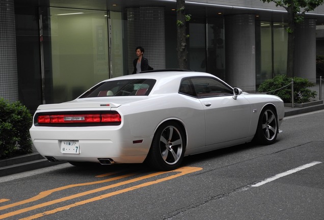 Dodge Challenger SRT-8 392