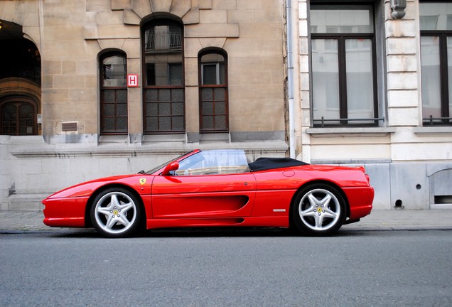 Ferrari F355 Spider