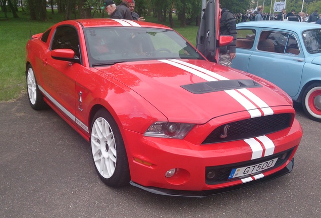 Ford Mustang Shelby GT500 2011