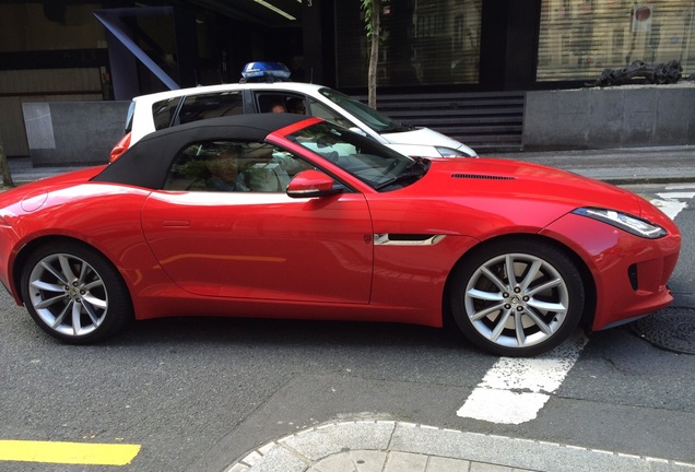 Jaguar F-TYPE S Convertible