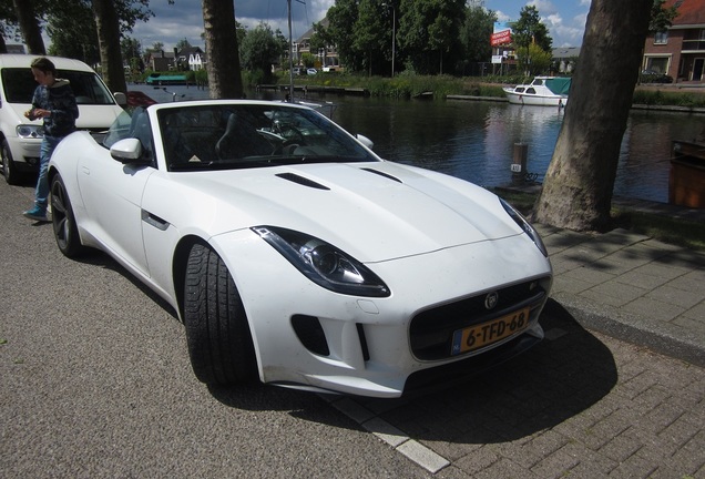 Jaguar F-TYPE S Convertible