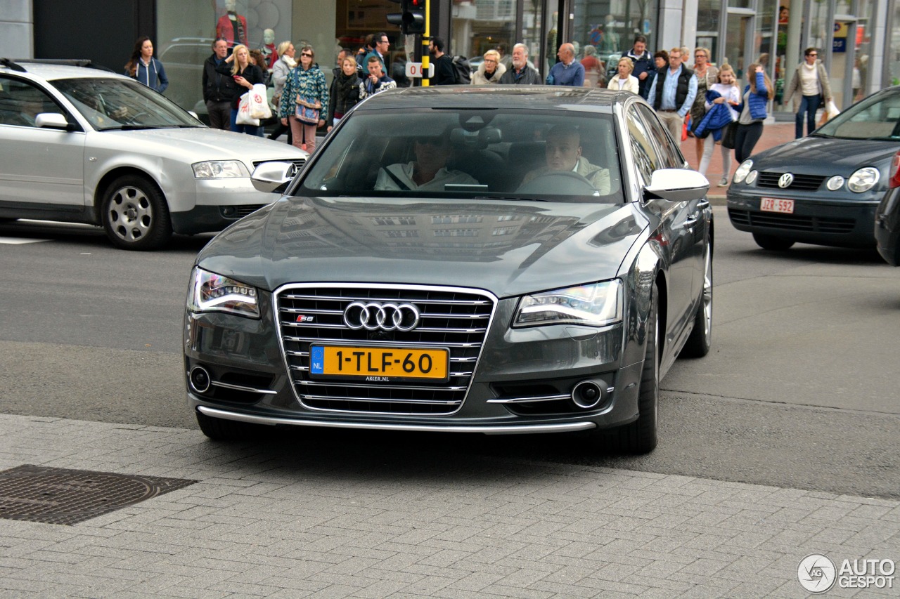 Audi S8 D4