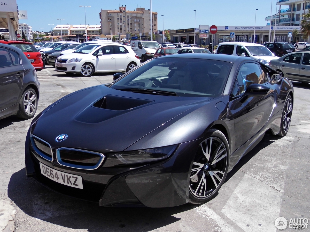 BMW i8