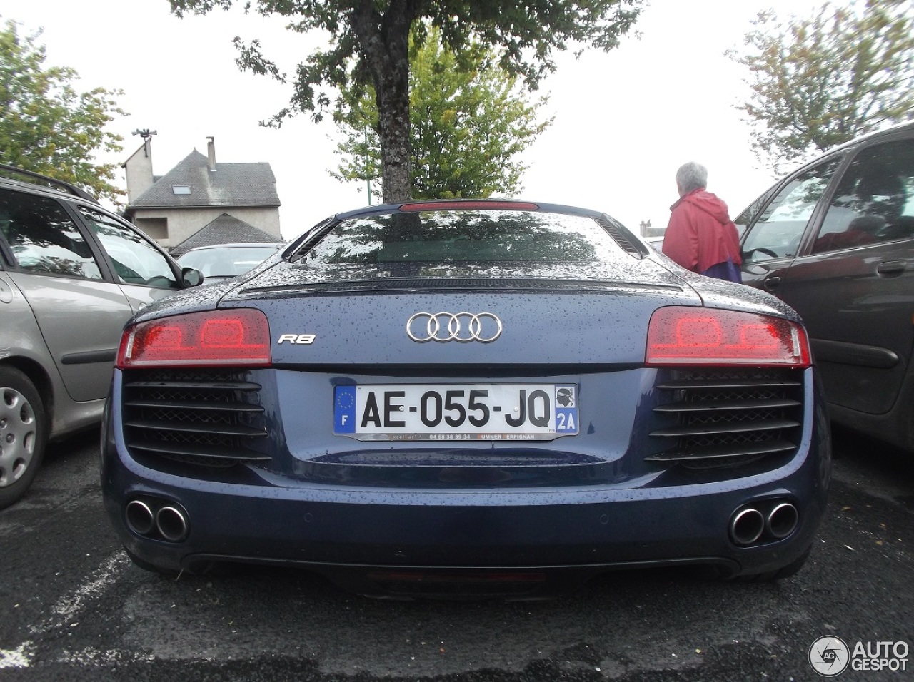 Audi R8