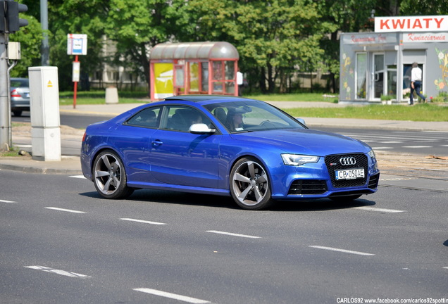 Audi RS5 B8 2012