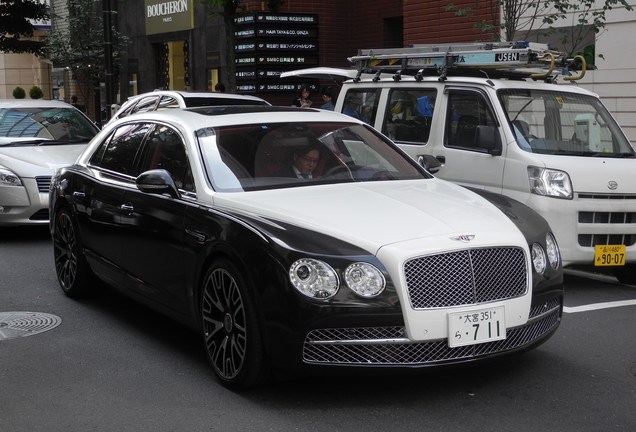 Bentley Flying Spur V8