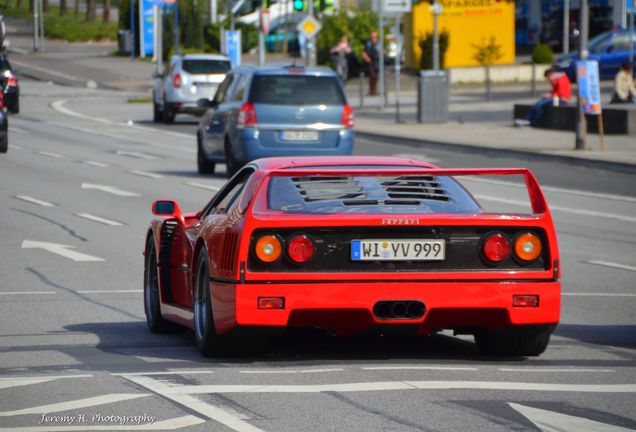 Ferrari F40