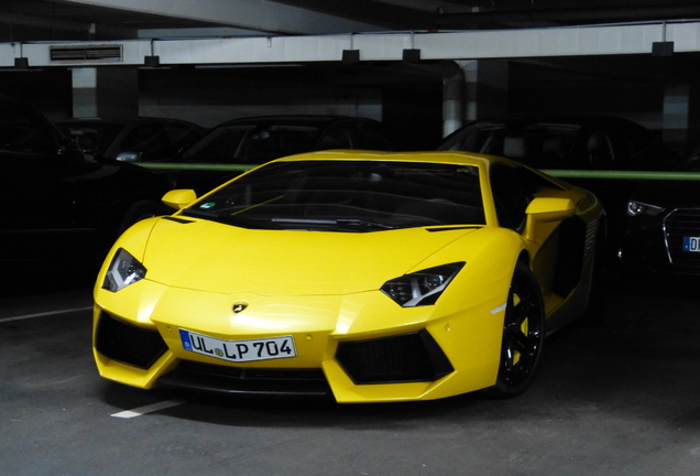 Lamborghini Aventador LP700-4