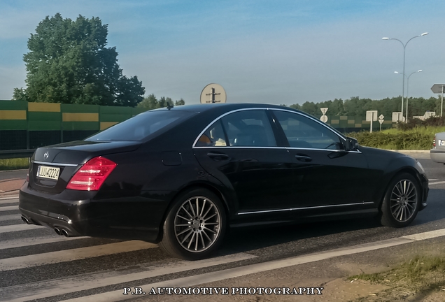 Mercedes-Benz S 63 AMG W221 2010